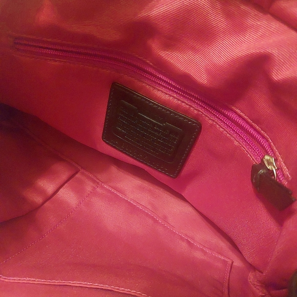 COACH AUTHENTIC SIGNATURE BROWN BY PYTHON - Picture 10 of 16